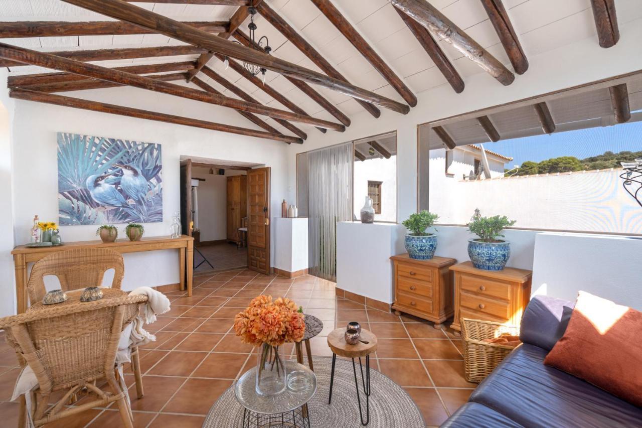 Hacienda La Buena Vida B&B En Appartementen Algarinejo Exterior photo