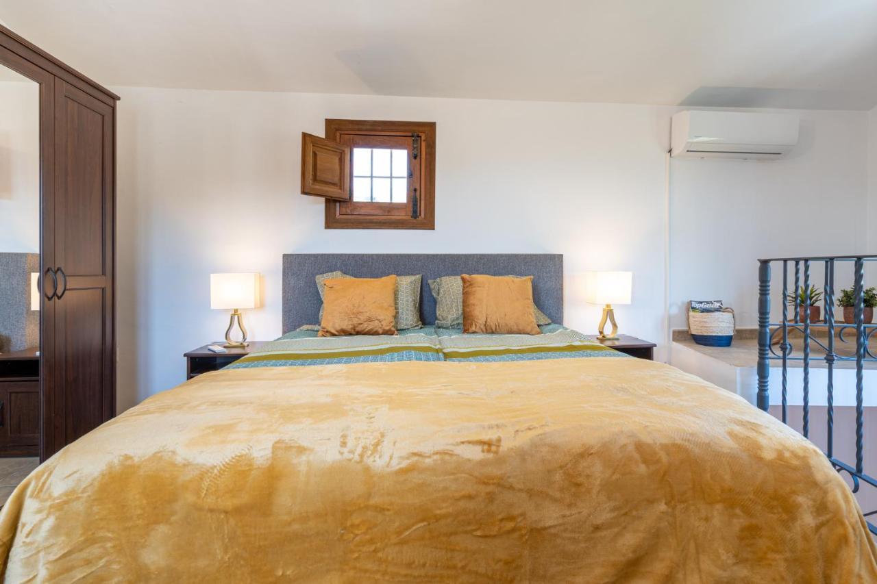 Hacienda La Buena Vida B&B En Appartementen Algarinejo Exterior photo